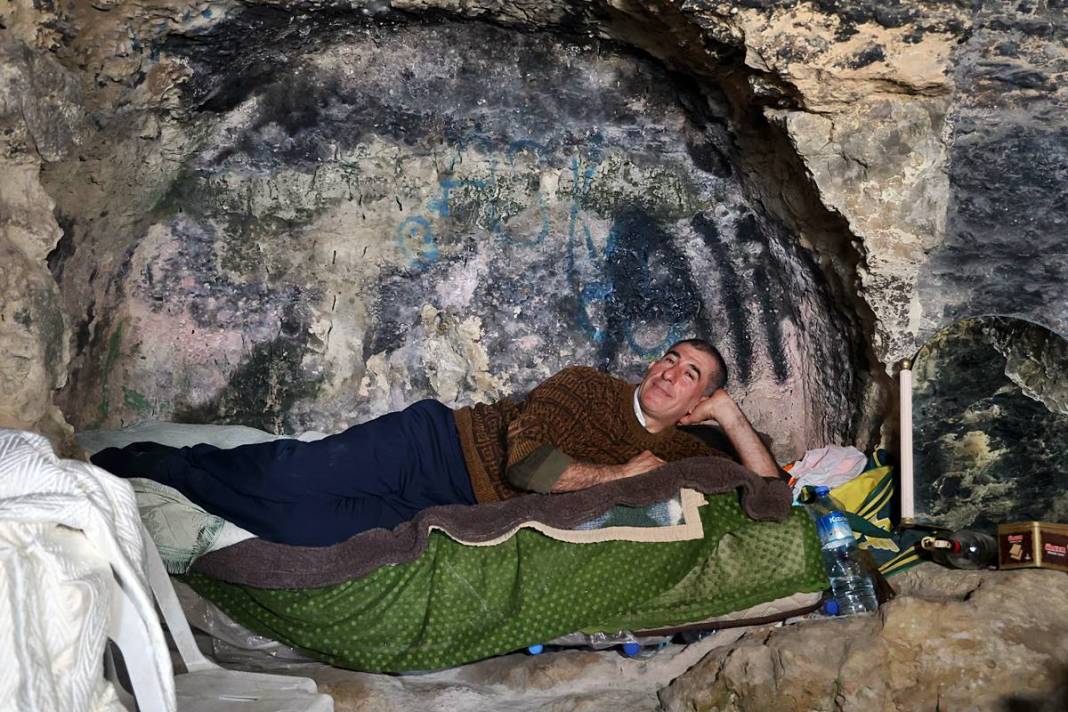 İki yıl sonra konteyner eve yerleştirildi: Mağarada daha huzurluydum! Depremzedenin sözleri şaşkına çevirdi 20